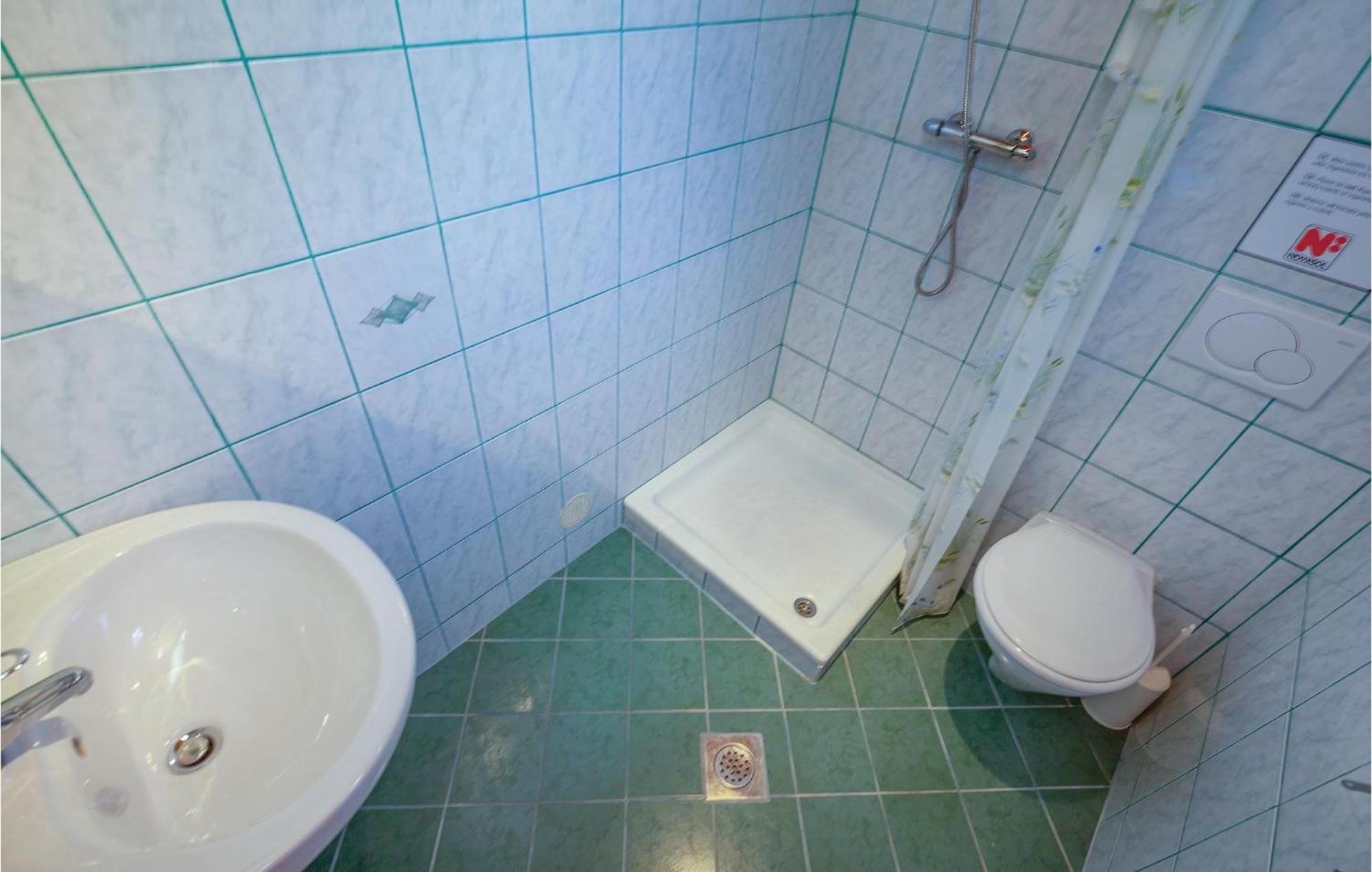 1 Bedroom Cozy Apartment In Crikvenica Ngoại thất bức ảnh