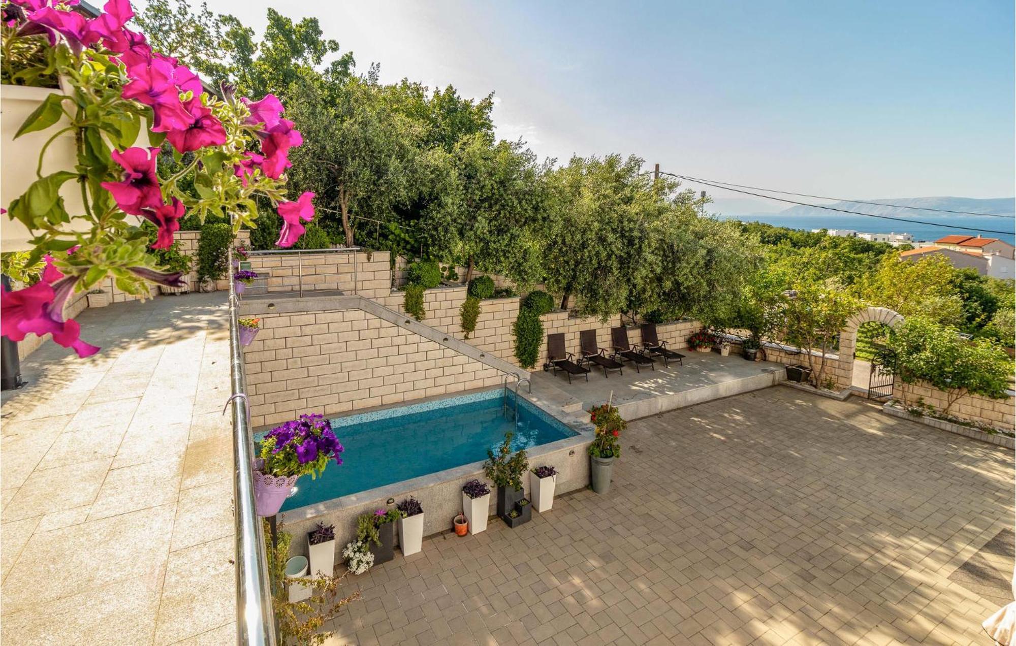 1 Bedroom Cozy Apartment In Crikvenica Ngoại thất bức ảnh