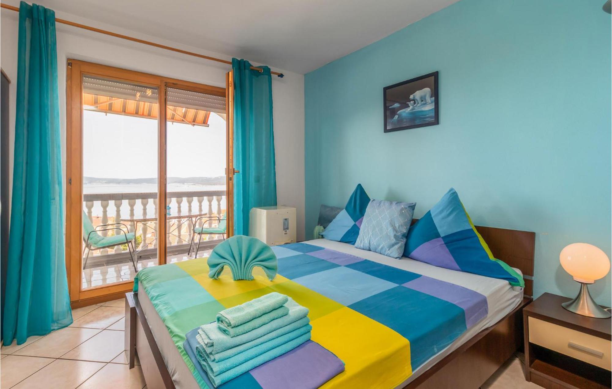 1 Bedroom Cozy Apartment In Crikvenica Ngoại thất bức ảnh